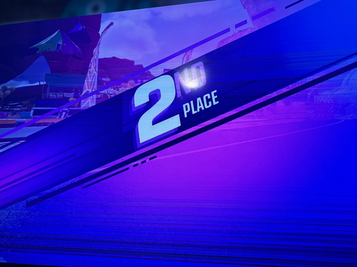 Chefsteph024's tweet photo. @FortniteGame  not accurate and add more cars https://t.co/vbI1sZc50c