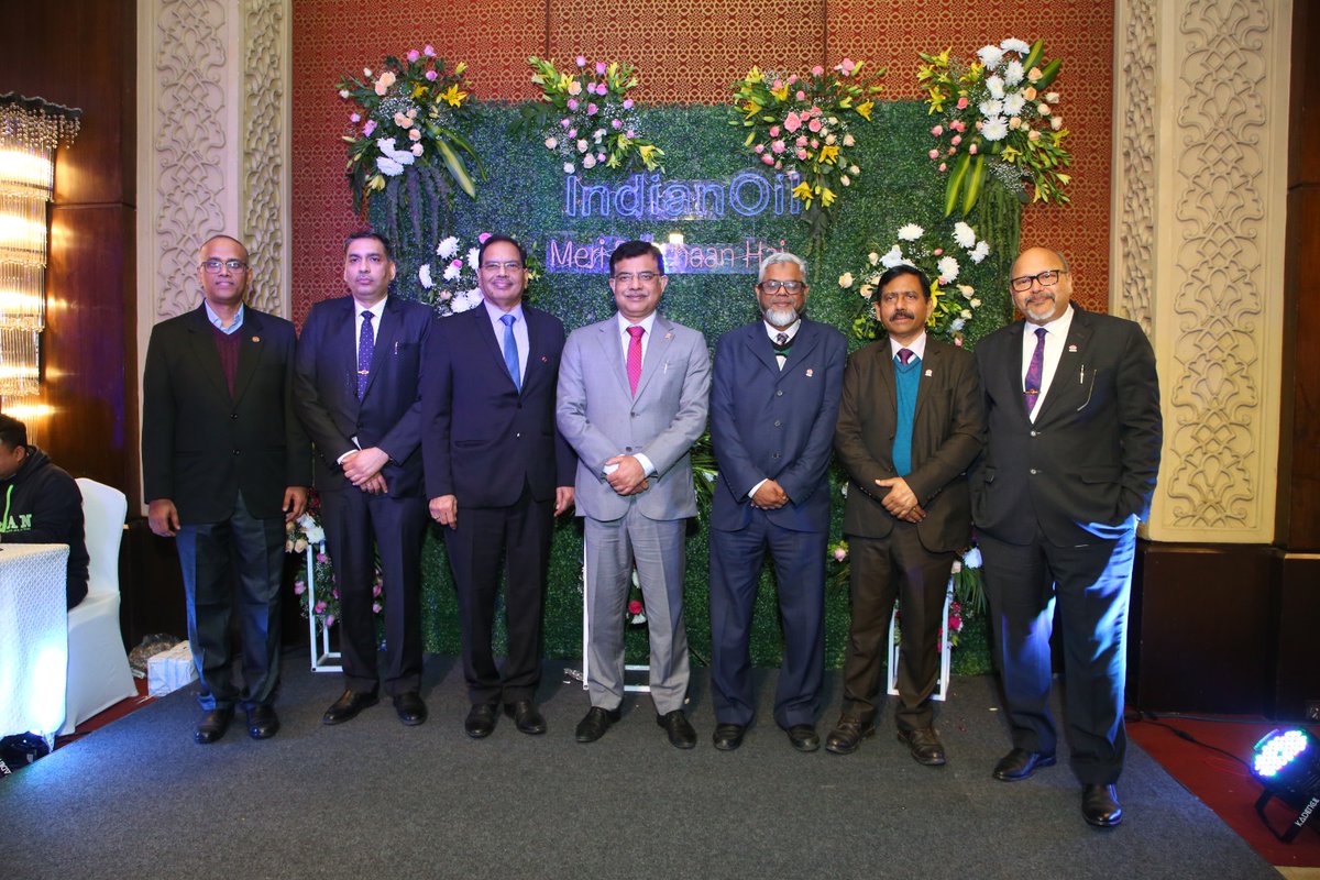 iocl_pbd's tweet photo. Celebrating the 30th Foundation Day of IndianOil's Planning &amp; Business Development Group. Here's to the remarkable journey and the unwavering commitment of an extraordinary team.led by chairman IndianOil and Director P&amp;BD
#30YearsOfP&amp;BD #FuelingSuccess #IndianOilTeamSpirit
(1/2) https://t.co/vDM6rygRcf