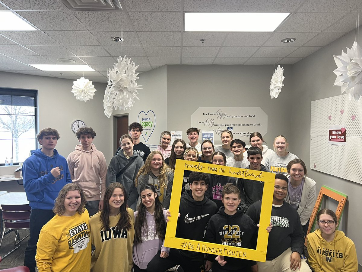winterset_stuco's tweet photo. The full group @MftH Saturday morning! https://t.co/xTXNt5feJ2