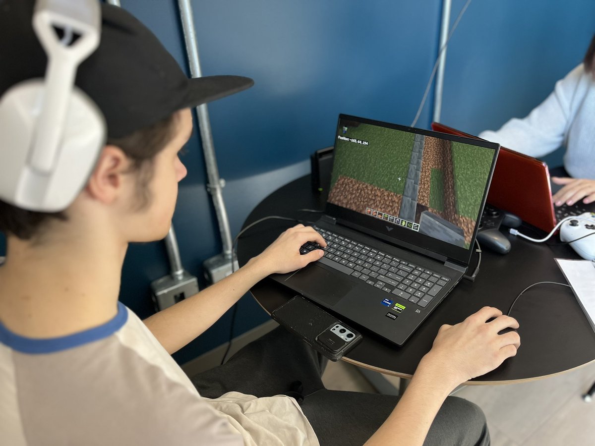 Chris Garcia tweet media