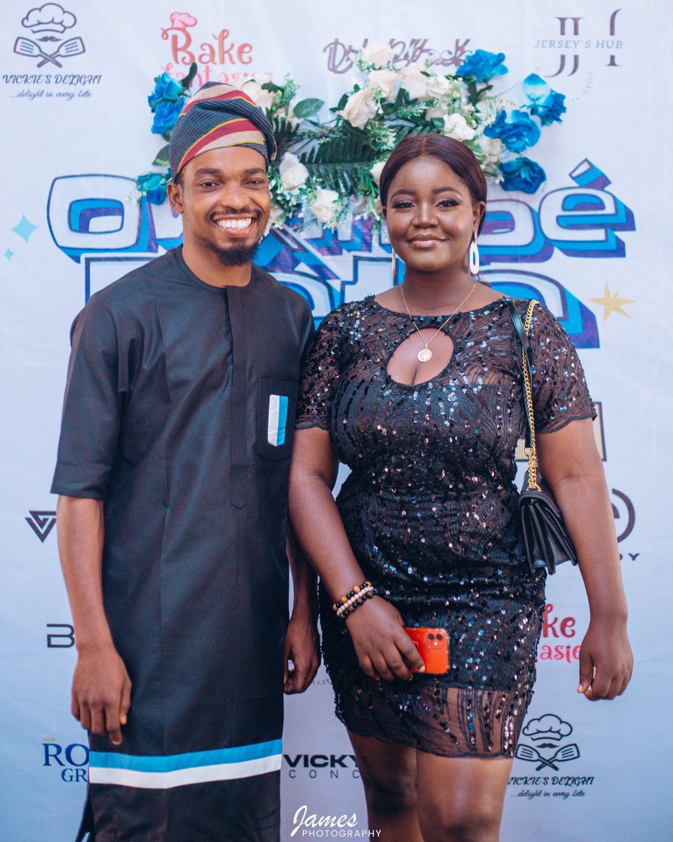 jamesphotogra__'s tweet image. Owanbe Fete &amp;amp; Award Ceremonie

#owanbefete
#classquitessia
#invictaclass22
#redcamera