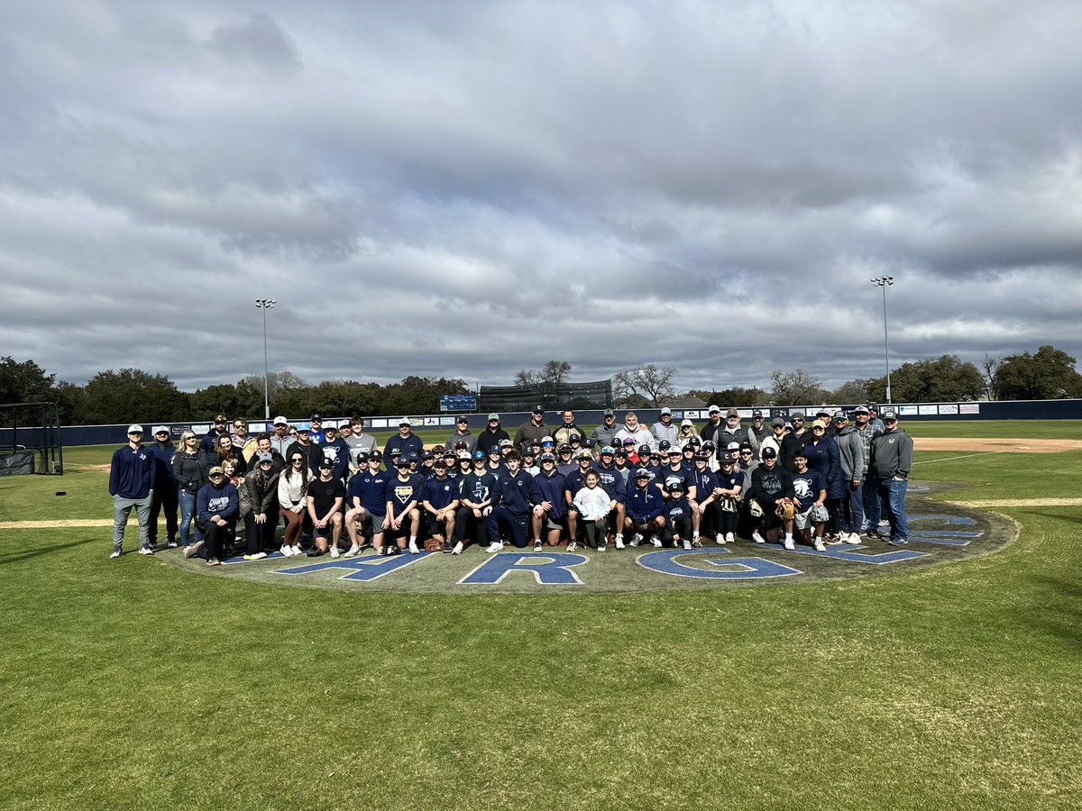 Champion Charger Baseball (@chargerbsb) on Twitter photo A great day! Marks the start of our journey as a 2024 program. Parents we are so grateful for the hard work around the facilities. You saved us coaches days of work!
We capped it off w/ our Hit-A-Thon & Senior “long ball” challenge. Congrats <a href="/jordan_ballin04/">Jordan Ballin</a>.
#Grateful A great day! Marks the start of our journey as a 2024 program. Parents we are so grateful for the hard work around the facilities. You saved us coaches days of work!
We capped it off w/ our Hit-A-Thon & Senior “long ball” challenge. Congrats <a href="/jordan_ballin04/">Jordan Ballin</a>.
#Grateful