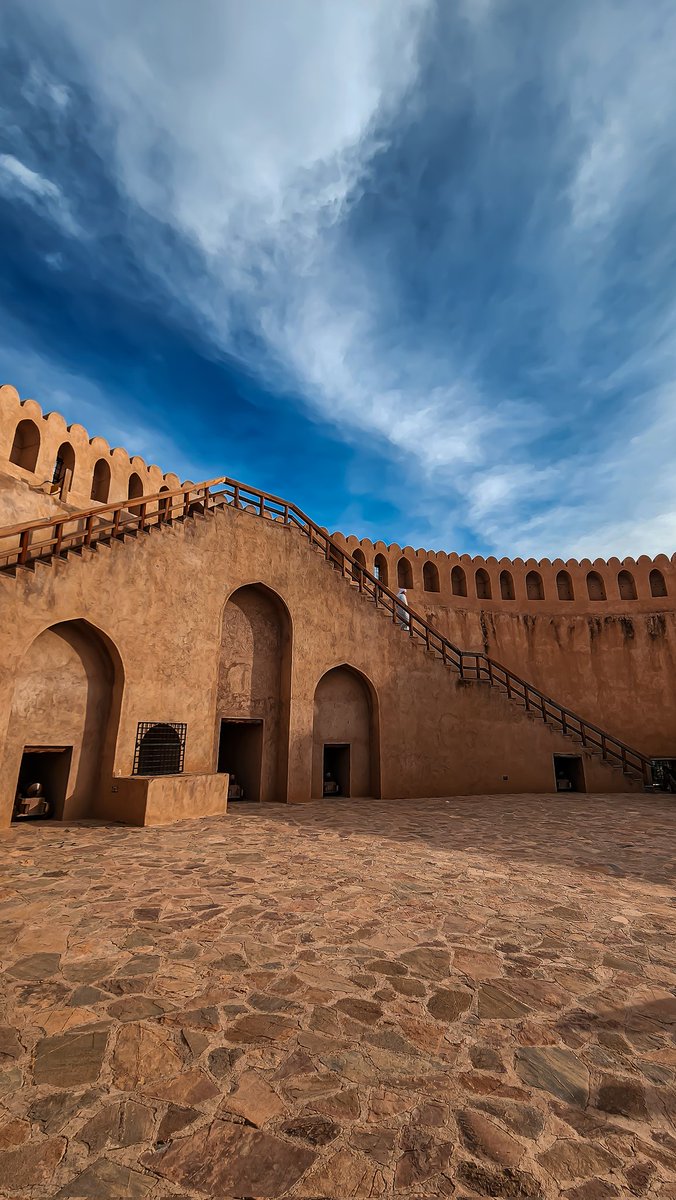 OmanTripper's tweet photo. Rediscovering the charm of Nizwa and it's stunning fort, a journey through history and heritage ❤️ Can't believe I haven't been here in almost 5 years!

@NizwaFortOman

#FortsofOman #Nizwa #Fort #Dakhiliyah #Oman #OmanTripper #عمان #نزوي https://t.co/ERi7ZntjsI