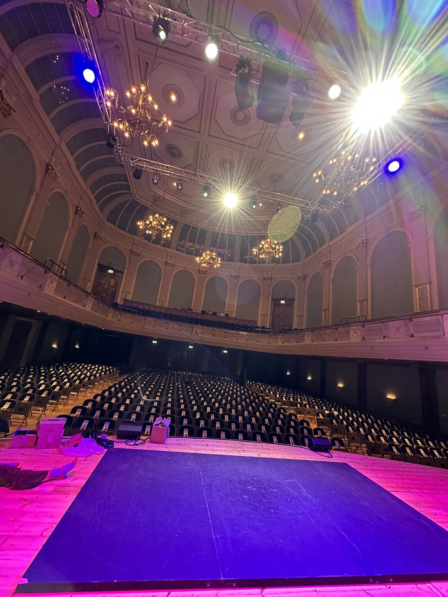 danielmflamenco's tweet photo. Reading.. we are waiting for you!! 700 thanks !! ♥️♥️ SOLDOUT #Flamenco #Andalucia #Concert #FlamencoReading #DMFC #Tour2024 #FlamencoUK #Guitar #Orchestra #Baile #Cante https://t.co/cnH7V5ADwG