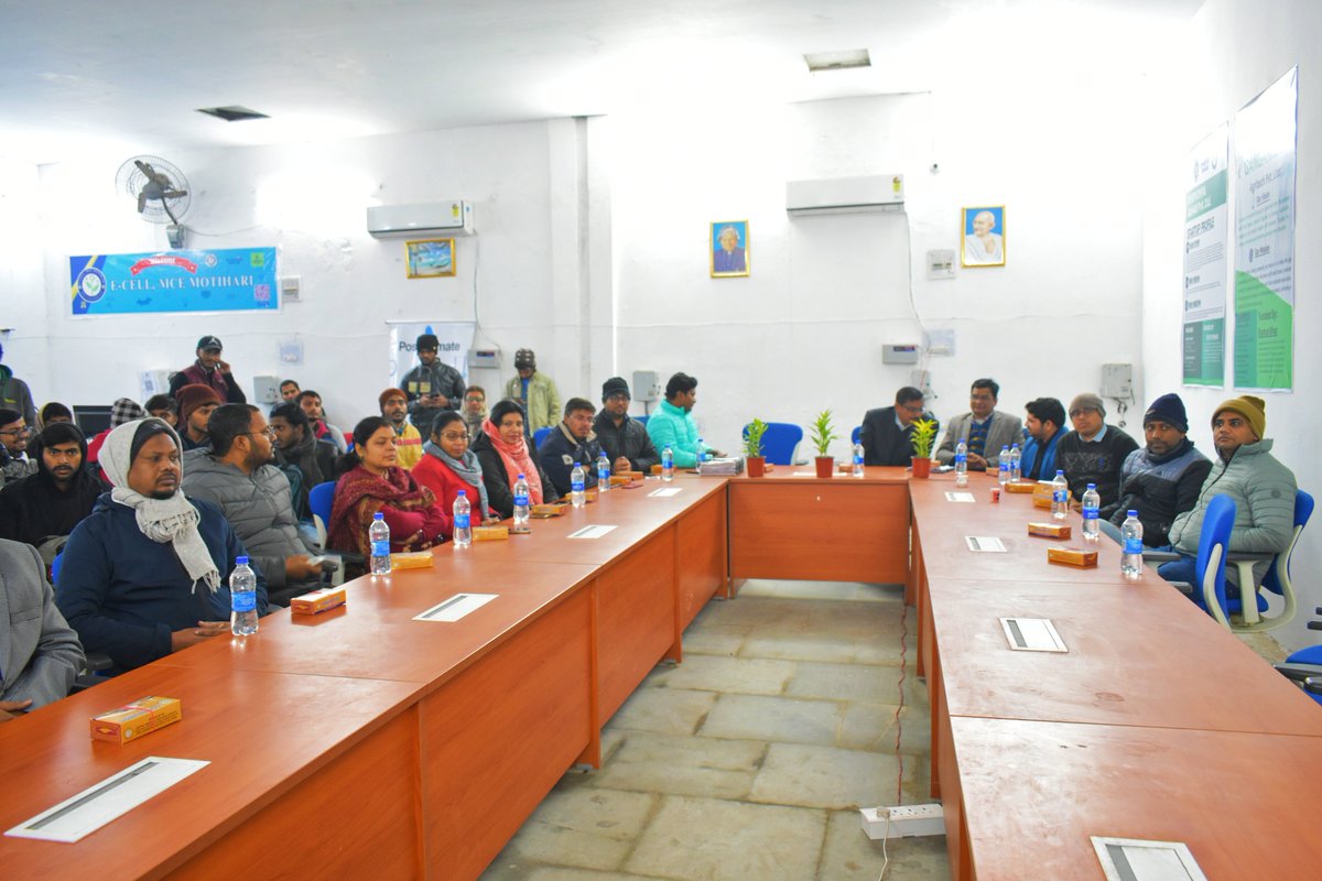 ecellmotihari's tweet photo. 🚀 Exciting insights at E-Cell MCE Motihari,  
with MSME DFO Muzaffarpur Joint Director, Mr. C.S.S. Rao, and Assistant Director, Mr. Ramesh Kumar Yadav 

 Thanks for the valuable insights! Ready to apply and grow! 📷

 #Startups #IPRights #LearningJourney https://t.co/0oEVboJ2Cf