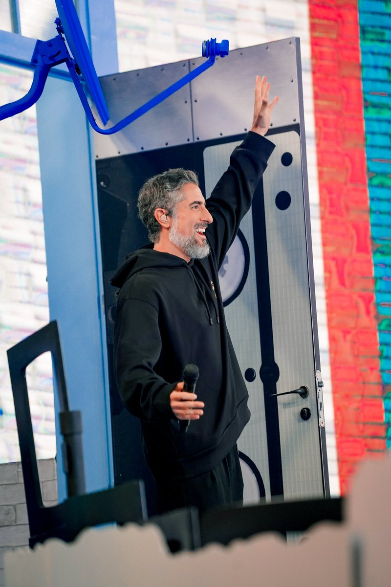 CHEGAMOS, senhoras e senhores!! 🙌💥🔥
Preparamos uma tarde maravilhosa pra vc curtir com toda a família. Vem se divertir no <a href="/caldeiraomion/">Caldeirão</a> e comenta tudo aqui comigo 👇👇👇

#Caldeirão