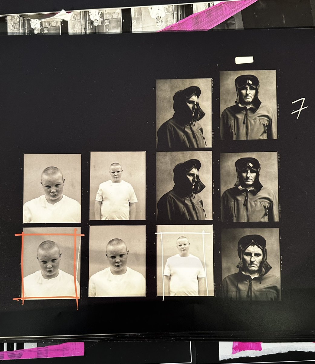 A visit to <a href="/simonmurphy7/">simon murphy</a> superb Govanhill 100 rolls exhibition today. Closes tomorrow. Go see if you can. <a href="/StreetLevel_/">Street Level Photoworks</a> #govanhill #streetphotography #glasgow