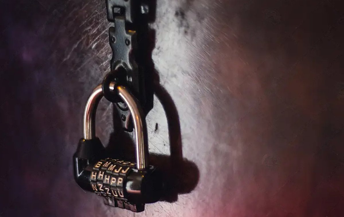 Elevate date night at Mental Trap Escape Room, downtown Portland. Break free from the ordinary, solve puzzles together, and create lasting memories. #datenight #downtownportland #escaperoom