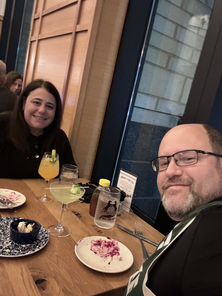 obgenetics's tweet image. Hey @BartWinklerShow, thanks for another great restaurant recommendation. @tupelohoneycafe #chickenandwaffles