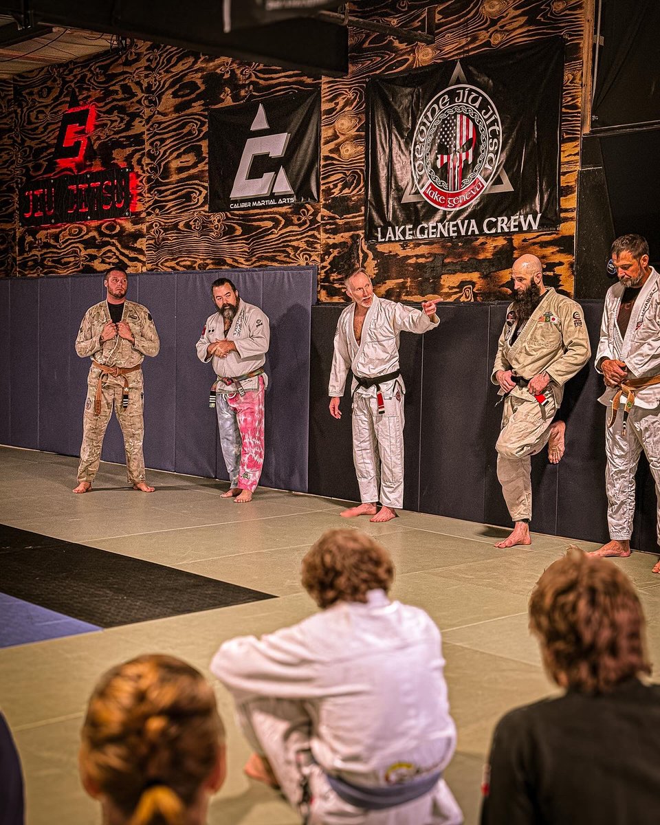 CaliberJiuJitsu's tweet photo. Yesterday's seminar with Scott Devine was a masterclass in technique and BJJ history. Grateful for the energy and stories shared, and a big thanks to all who joined us. Here's to our collective journey. #caliberbjj #wisconsinbjj https://t.co/jGyI2XR0tR