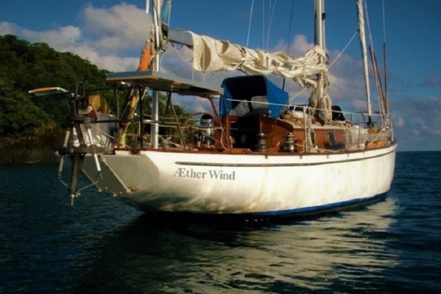 WetTribe's tweet photo. Sailboats, Kayaks, and Paddleboards are perfect shallow for water research with a sustainable low-carbon footprint. #WetTribe #TidetotheOcean #CitizenScience #Saturday #Sailboats #Kayaks #Paddleboards #FloatingLab #Mangroves #Coral #OceanPlastic https://t.co/Kacyk1hrYx