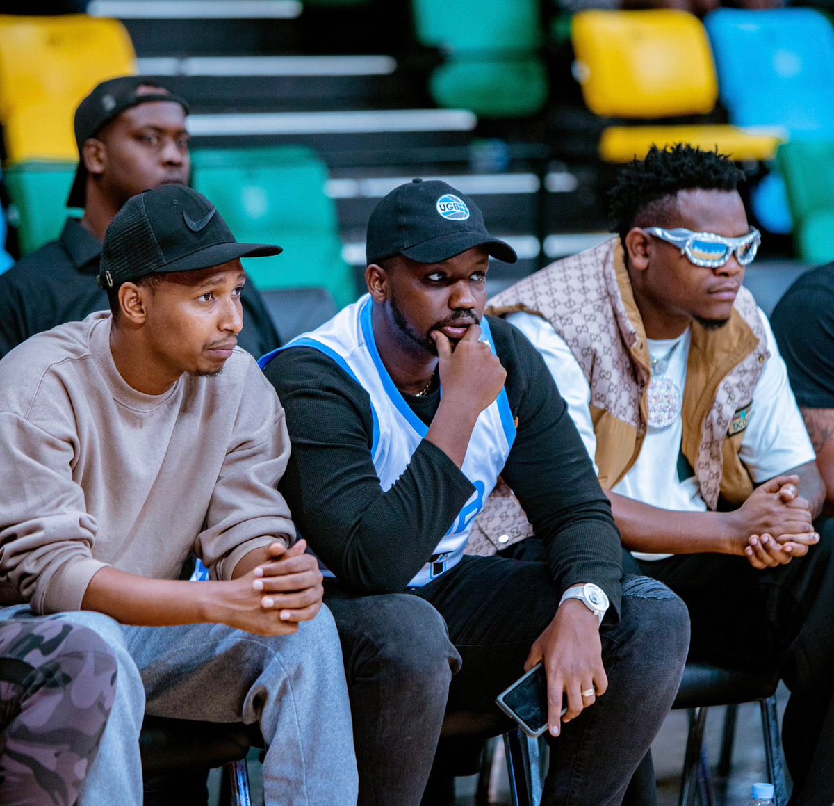 coachgaelk's tweet photo. Uniting with stars from gospel to RNB, all brought together by the universal language of sports. Ariko ni @UGB_Rwanda gusa wabibona.
@IsraeMbonyi @BruceMelodie @ferwabaRW
#SportsEntertainment #Kumutima https://t.co/wlYXNbnFTa
