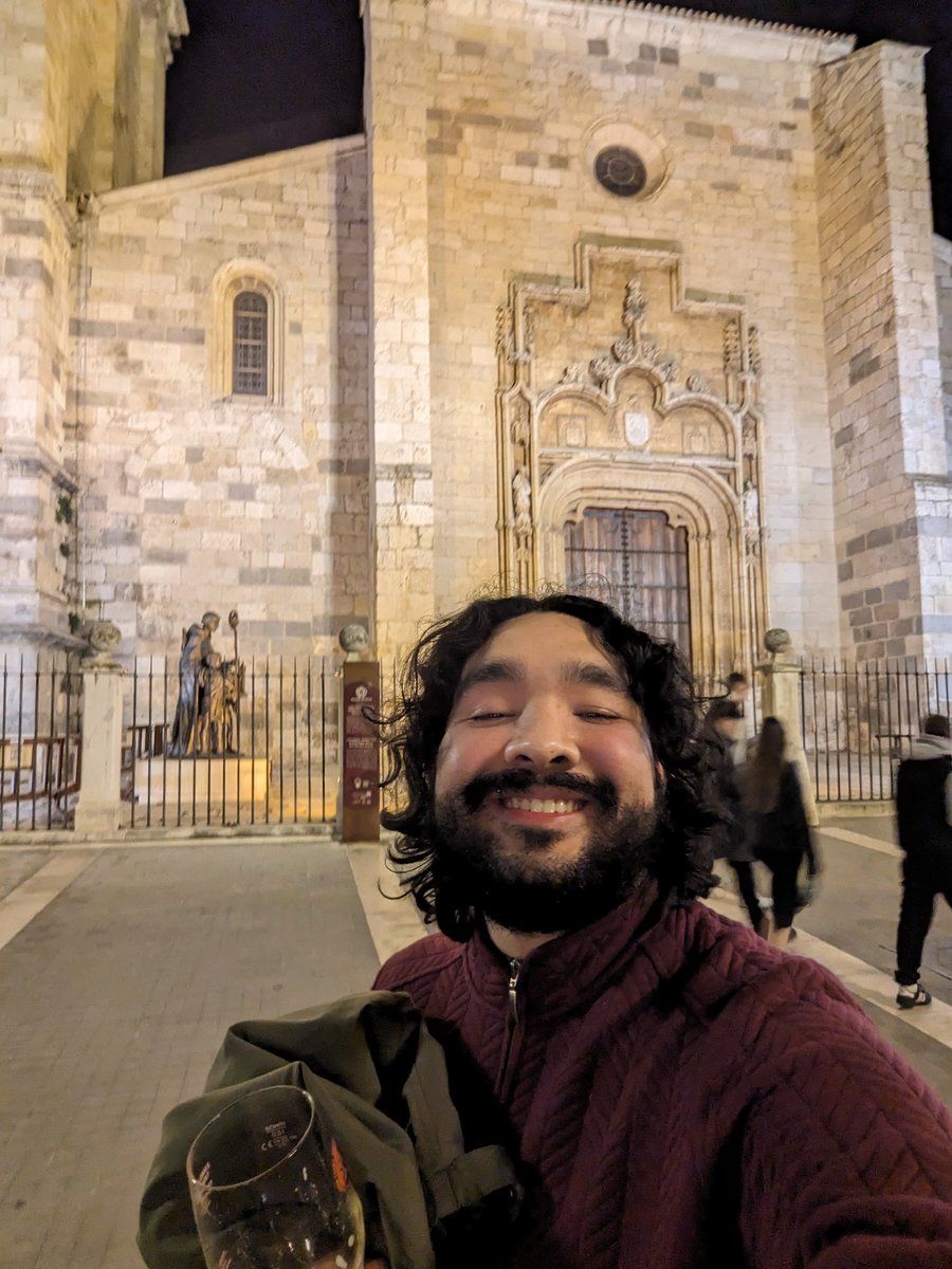 EdwardGlnn's tweet photo. I did the euro trip thing https://t.co/osy2BbxyRF