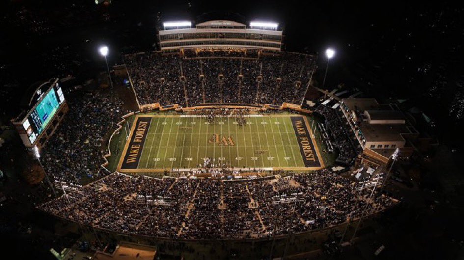 T_mallory10's tweet image. BLESSED to receive my 7th Division 1 ⭕️ffer from Wake Forest University !!! #AGTG † Thank you @CoachAC3 @CoachClawson #GoDeacs 🎩

@Coach_Mella @Markecke  
@RivalsFriedman @MohrRecruiting @ChadSimmons_ @TheUCReport @BrianDohn247 @Andrew_Ivins @SWiltfong247 @adamgorney 
@Raw7v7