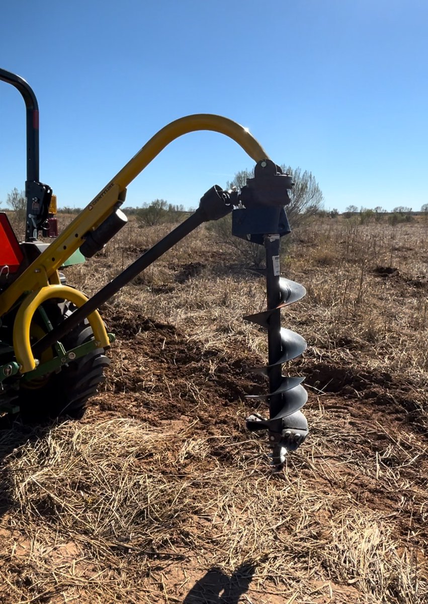 TheBirdHouseTG's tweet image. Finally finished this project. 🙌 #puttingiNWorK 🔥 #FamilyProject