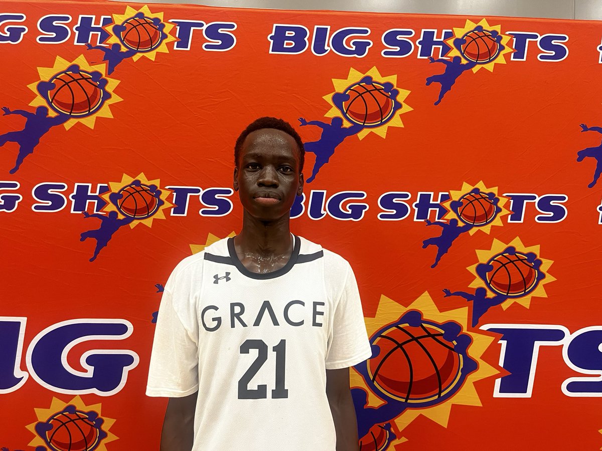 BIG SH🏀TS tweet media