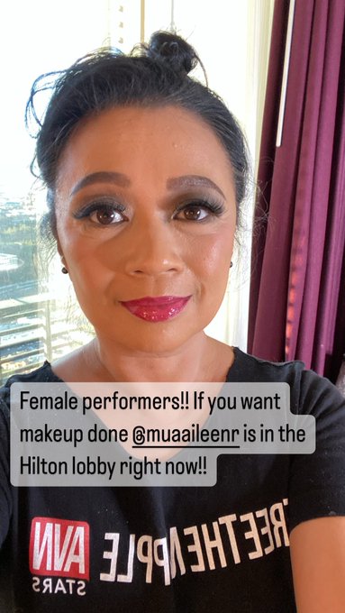 Any ladies needing a makeup artist, Aileen is in the Hilton lobby right now!!! https://t.co/XVKMDI31<a href="/tag/vegas"class="tags"><span>#vegas</span></a><a href="/tag/vegasmilf"class="tags"><span>#vegasmilf</span></a><a href="/tag/filipinainvegas"class="tags"><span>#filipinainvegas</span></a>