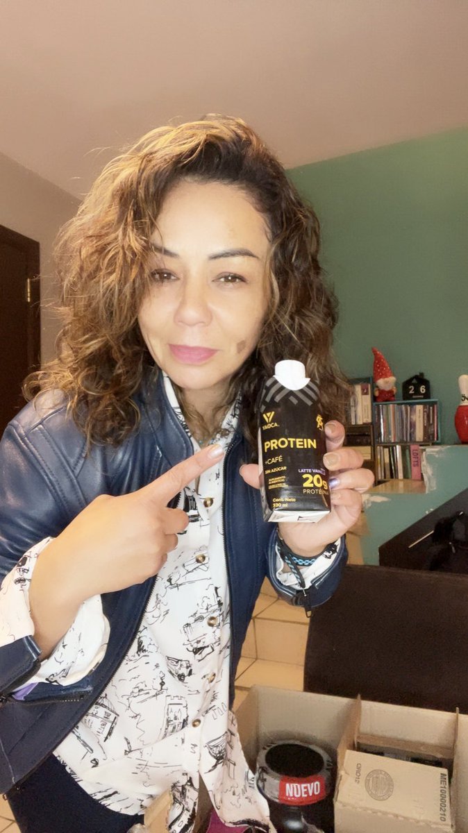 JACKIENAVA_of's tweet photo. Mi dotación nueva de #yaoca 
#proteina  #suero https://t.co/OhEkzCmxaV