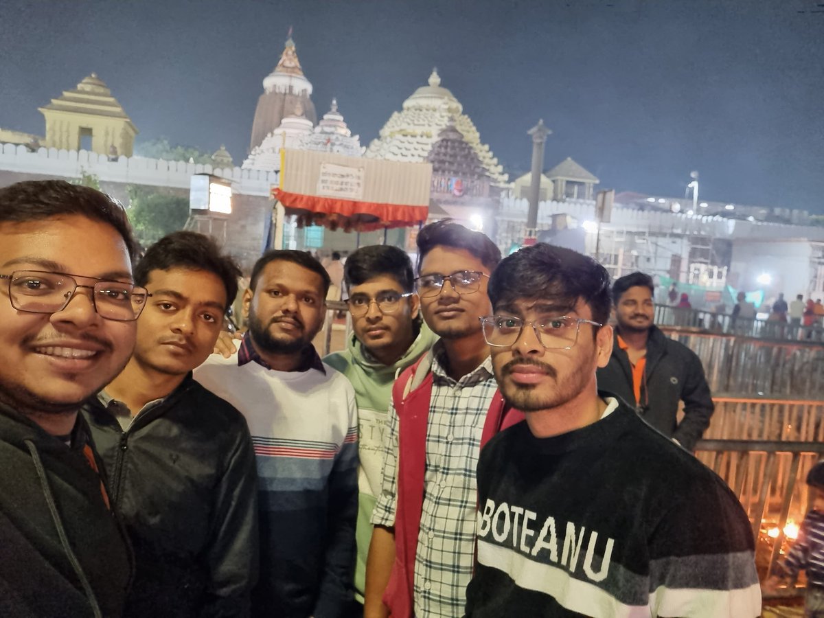 asfaque_asr's tweet photo. Memories made and Smiles shared, a day to Remember. https://t.co/Po7q7oHg3l
