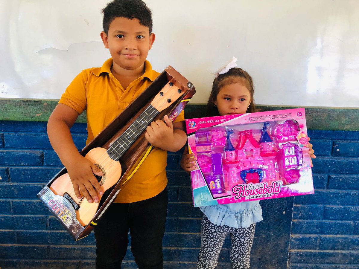 Nagarote | De cara al Buen Inicio del Ciclo Escolar 2024 “Bendiciones y Victorias”, entregamos Juguetes Educativos a niños y niñas de Educación Inicial, Especial, 1ero y 2do grado de Primaria. 🎉🎊