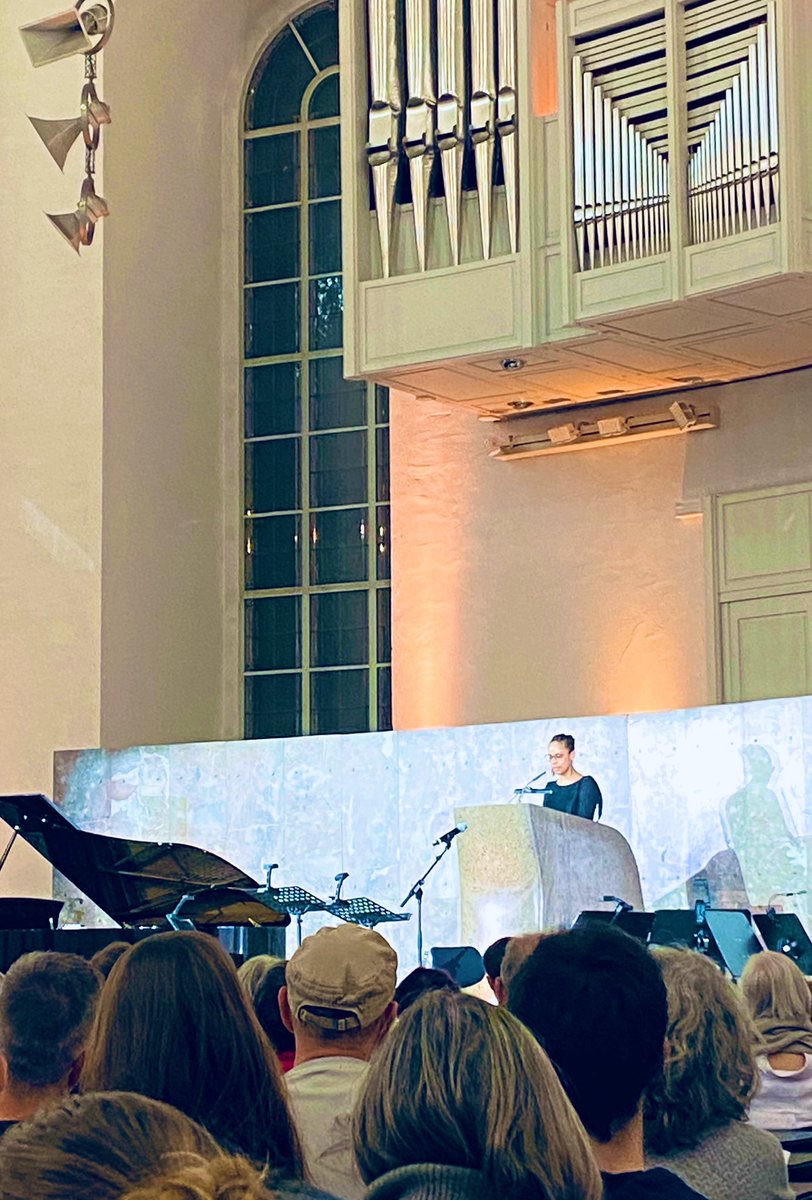 Michael Müller (@michael_muell80) on Twitter photo .<a href="/HadijaHaruna/">Hadija Haruna-Oelker</a> sagt: „Alle werden verlieren, wenn die Demokratie stirbt“
Es ist viel, es ist zu viel, was gerade passiert. .<a href="/HadijaHaruna/">Hadija Haruna-Oelker</a> sagt: „Alle werden verlieren, wenn die Demokratie stirbt“
Es ist viel, es ist zu viel, was gerade passiert.
