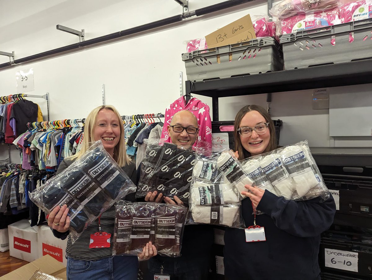 WoodSt_Mission's tweet photo. Sending a big thank you to @weare_oi for their kind donation of warm socks and goodies. A fabulous addition to our #FamilyBasics project #Manchestet #Salford #Poverty https://t.co/eSnXJwxTKw