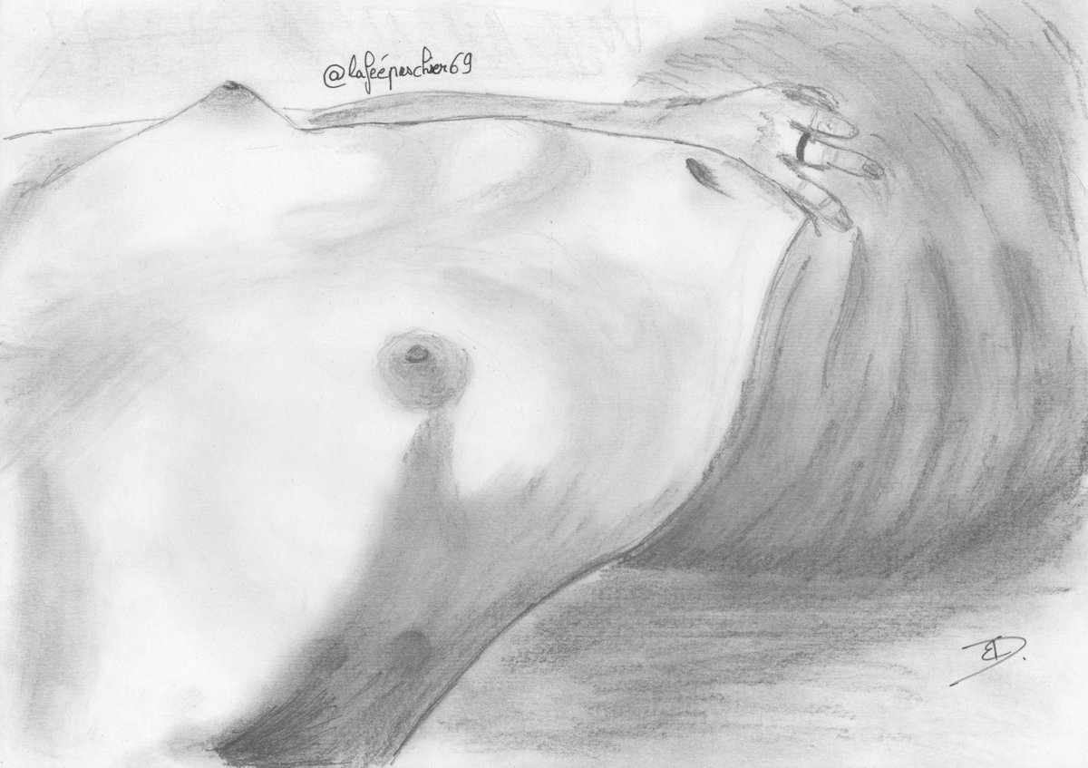 petit dessin du soir : à l'honneur, c'est ma kopine <a href="/lafeepaschier69/">🔞Lafeepaschier69🔞</a>, quelques traits et effet buvard. Toujours un plaisir de te suivre.