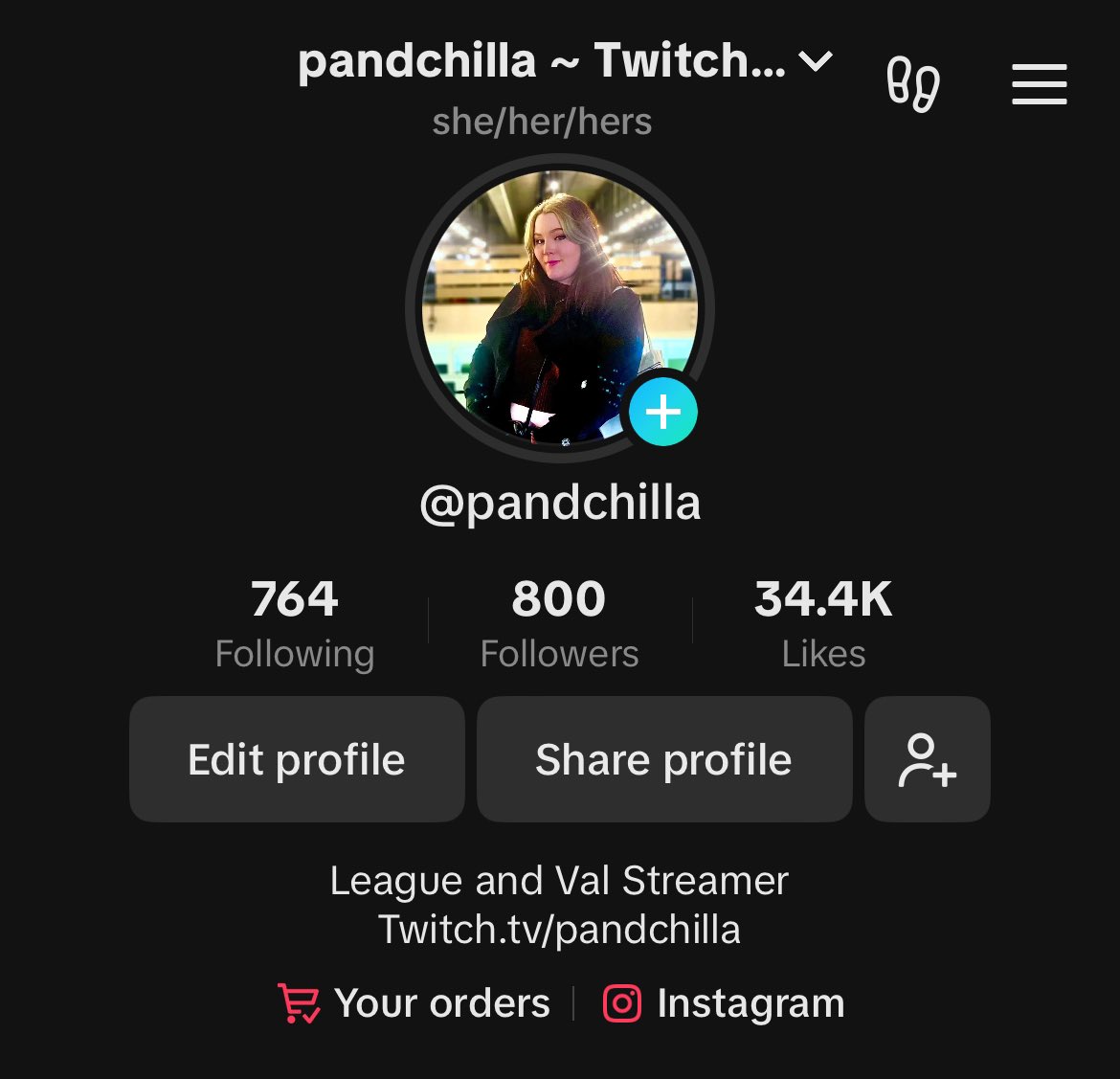 pandchilla's tweet photo. AHH? 800 on tiktok 1K I’m coming for you https://t.co/GPAl9Fs5Z1