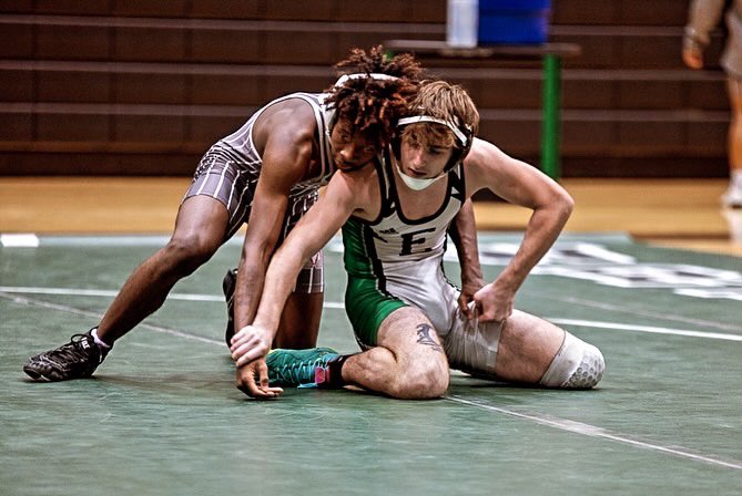 Congratulations to our two Region Champions today! Senior Joseph Isaac (150 lbs) and Junior DaJhon Johnson (138 lbs) both defeated returning state qualifiers in the finals to earn All-Region status! Go Rams! 🐏 💪🏼🤼