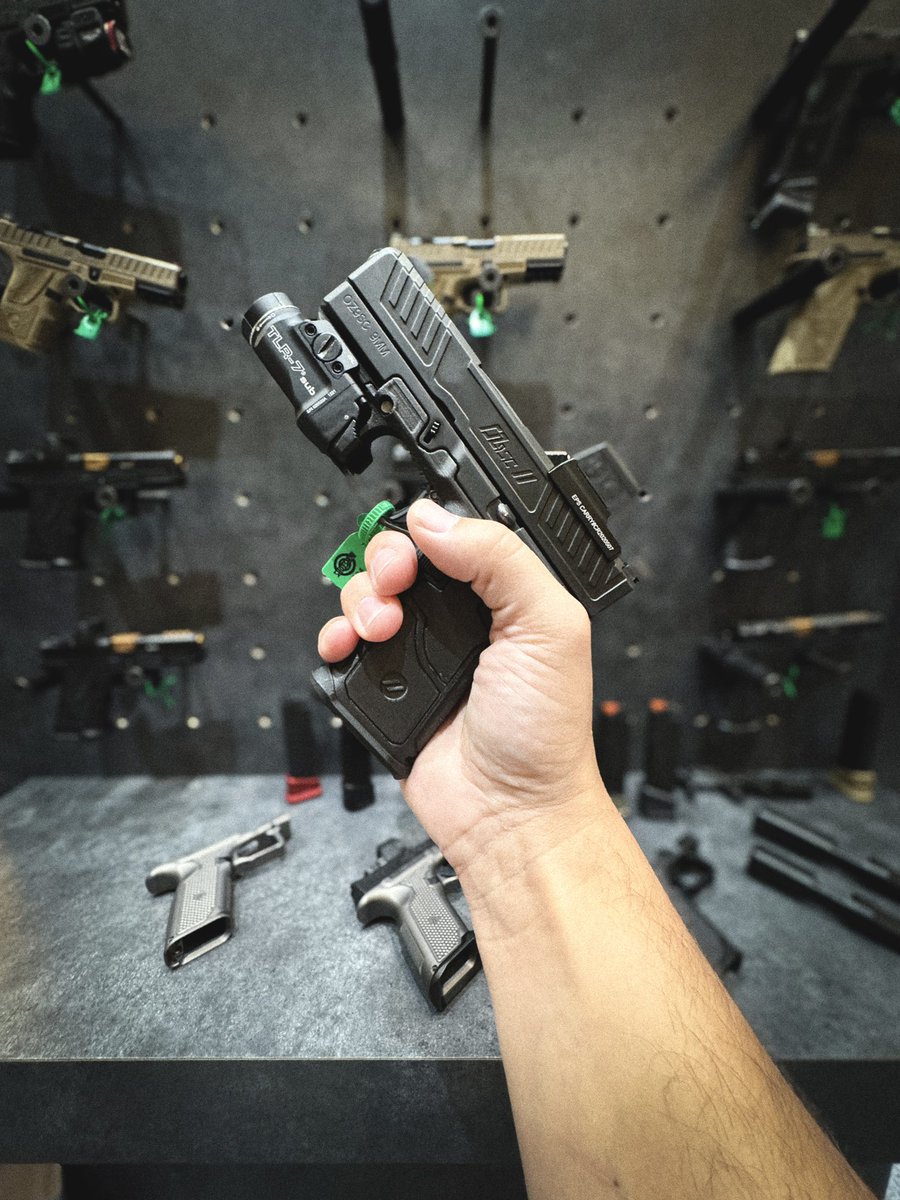 _ZEV_tech's tweet photo. OZ9SC

*Grip is a proto https://t.co/GVX6FwFun3