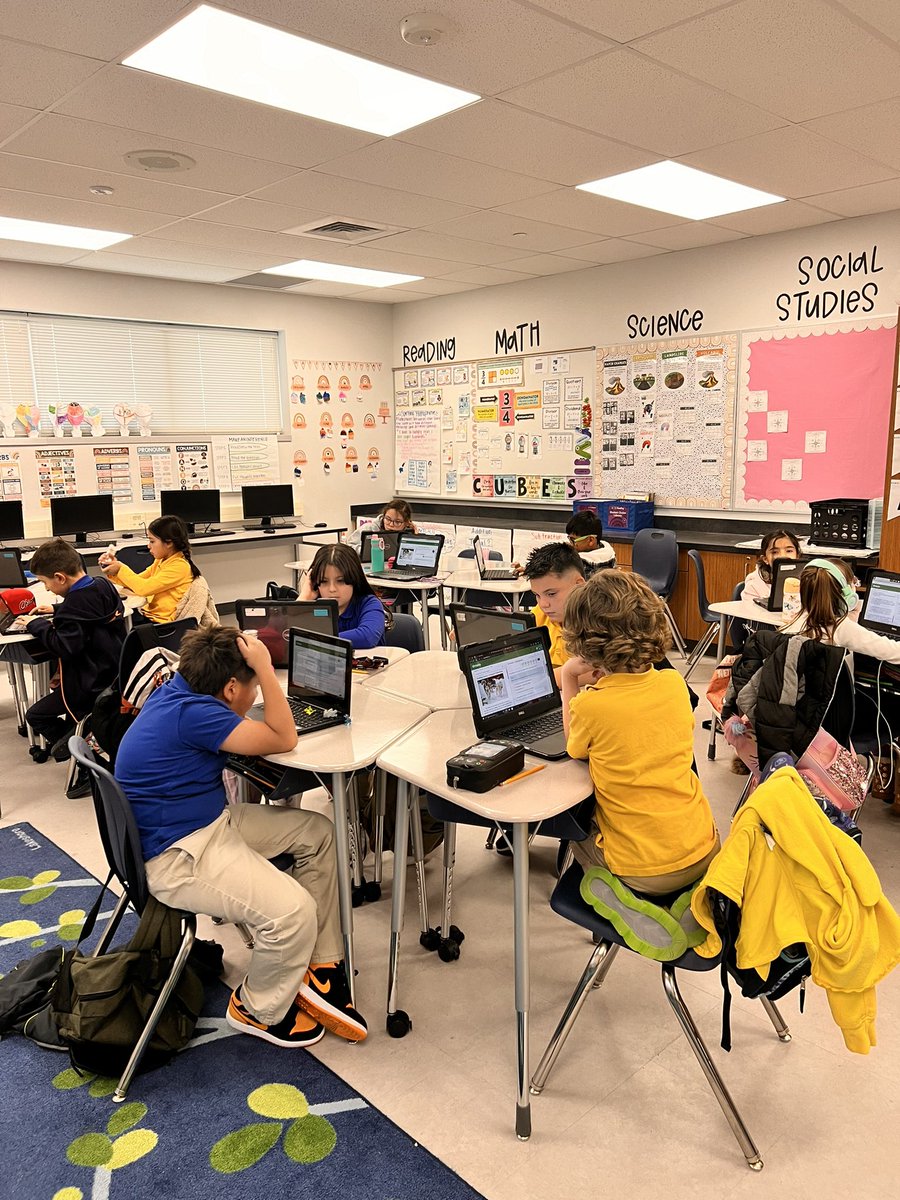 AMiranda_JCE's tweet photo. My Jackrabbits have been doing amazing things with #Writable! https://t.co/UqMCKCV3zZ