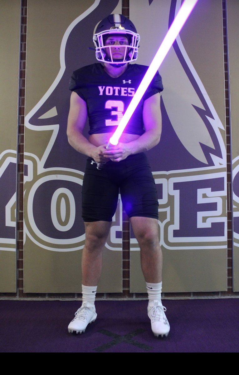 TannerSittser_'s tweet photo. After a good talk with Coach Mo and visit at @YotesFootball, I am proud to announce I have earned an offer to play for the Yotes!     #yotesteel 
@Coach_Leon_IV @CoachANelson04 @CI_CoachBale @CoachCrofty https://t.co/eBuPjJHBkh