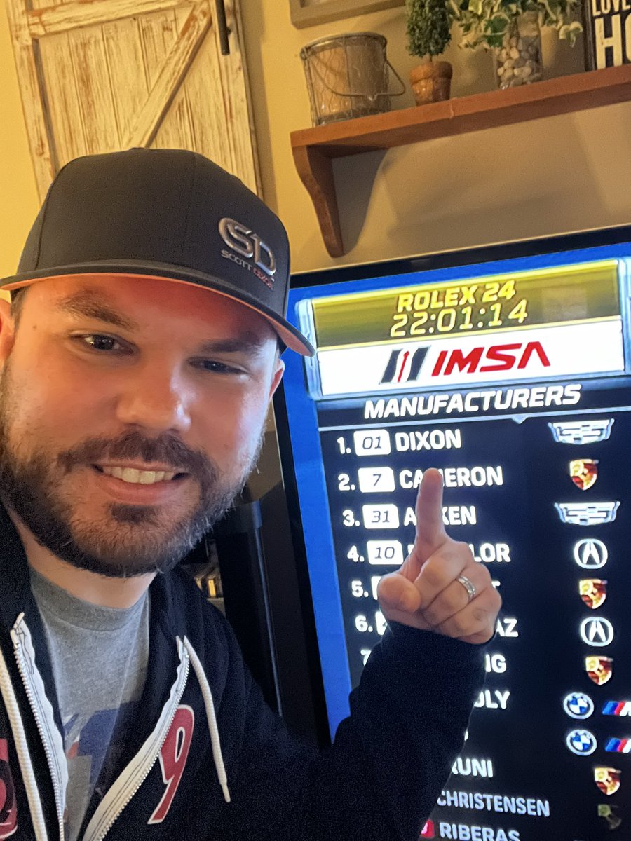 JeremyDavis1989's tweet photo. Heck yeah!! Let’s Go @scottdixon9 @CGRTeams @GanassiChip @IndyMHull @AlexPalou @BourdaisOnTrack @Rengervdz P1 with 22 hours left Great start !! 🏎️🏁🏆⏱️#TeamGanassi #ILikeWinners #Fan @Rolex24Hours @DAYTONA @IMSA @CadillacVSeries @Cadillac https://t.co/xoVymy1NEb