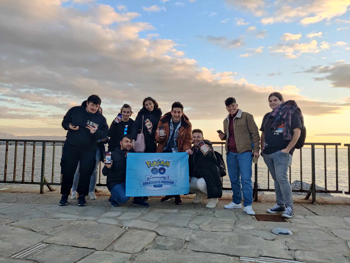 ganeto24's tweet photo. What a great day for Shadow Ho-Oh!
@PokemonGoApp keep them coming!
#GOAmbassador
#AmbassadorCommunity
#PokemonGOAmbassador
#ShadowHoOh
#PokemonGOPhotos
#PokemonGO https://t.co/mtqdQAlRaZ