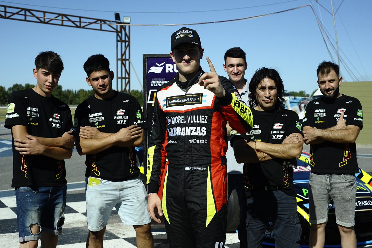 BucciCifre's tweet photo. โ๏ธ Poleee en nuestra primera fecha del #TCMouras ๐ฅ
๐๐ผ Gracias a todo el conjunto que hace esto posible, maรฑana vamos por todo ๐ซก
#FC144 ๐ธ #CyLRacing https://t.co/lTJuIp0BZA