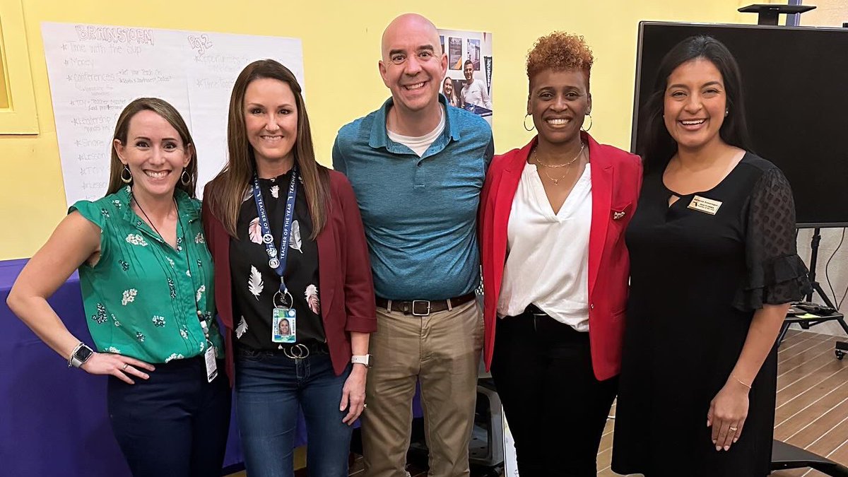 Tonight I was invited to be a part of the beginning to an amazing story! <a href="/sarasotaschools/">Sarasota Schools</a> teachers gathering at round table to kick off the celebration and elevation of the teachers of the year in Sarasota County! Thank you <a href="/EducationFdn/">Education Foundation of Sarasota County</a> for hosting us ✨