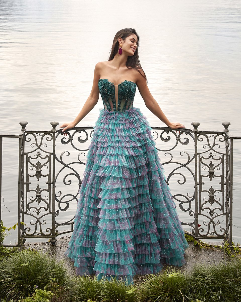 alyceparis's tweet photo. 💃🏼 Whimsical Flutter Ruffles Landed. Which one is your favorite?
🛍️ Shop new arrivals and find a store at the 🔗 👇️https://t.co/upeDHujdbc
#alycedress #alyceparis #dressdesigner #designerdresses #prom2024 #prom #promdress #promdresses #ruffledress #ruffles #occasiondress https://t.co/CvI7FFOSjL