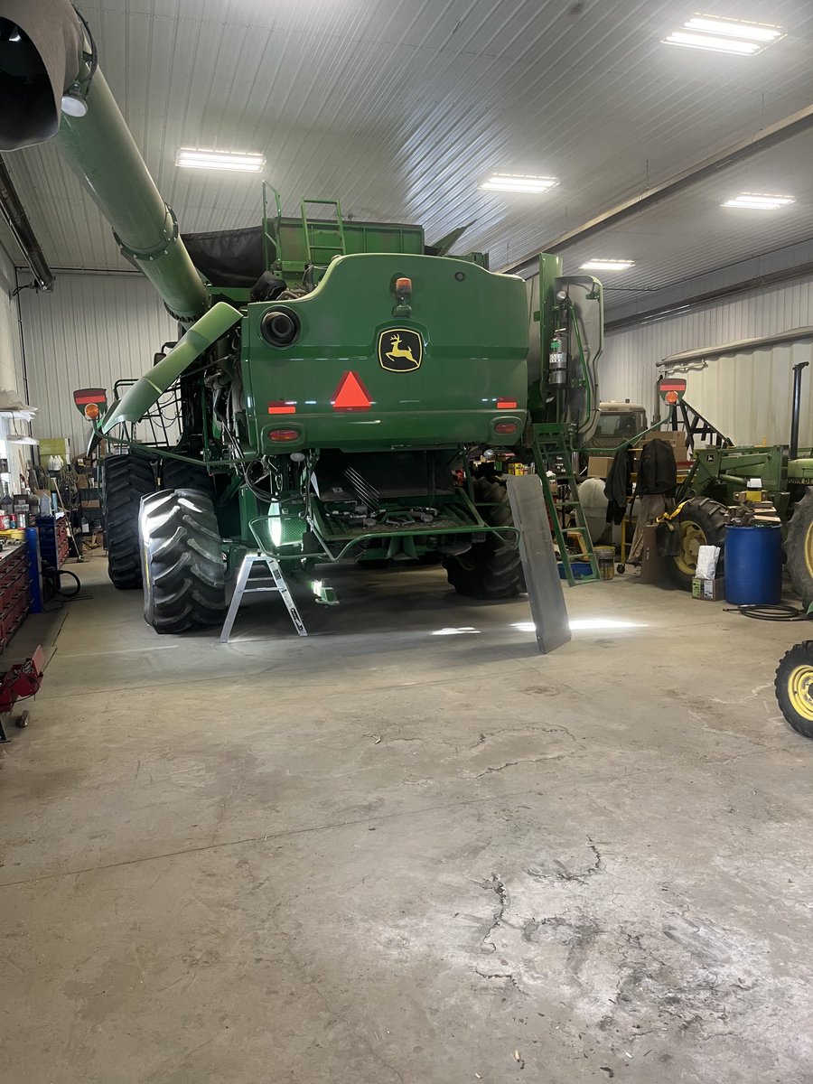 McSMF's tweet photo. One done.  Next one on deck. https://t.co/3X3mHjsPw1