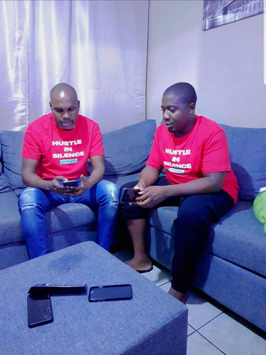 mluerecords's tweet photo. @DeLue9 X @Machiinasa  EP loading 

#AFCON2023 #3step #spiritualsounds #VinceMcMahon https://t.co/TzQaDmxjzx