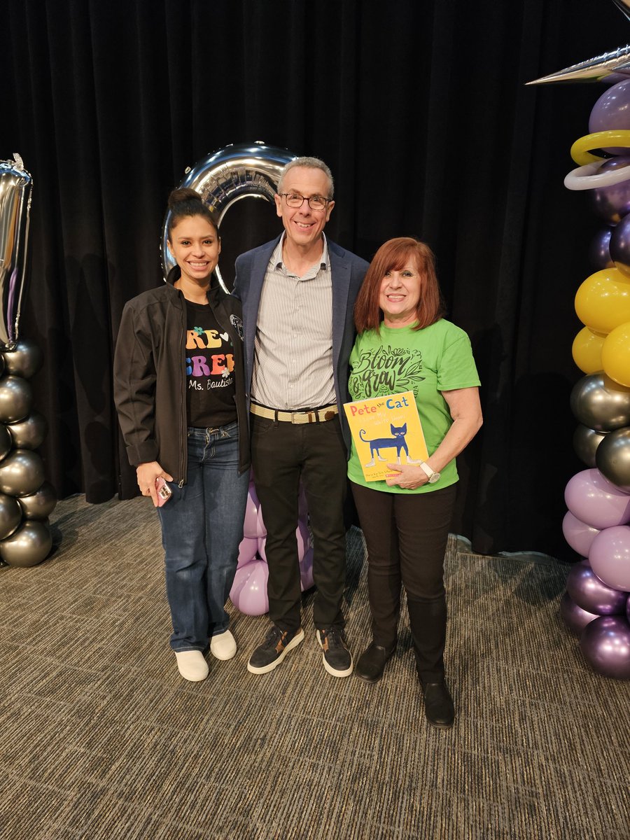 BettyM007's tweet photo. #ECWC2024 @duryeaschool present at the ECwC2024!  Loving it! @AndreaSegraves @CFISDPK1 https://t.co/cblB3IBh9y