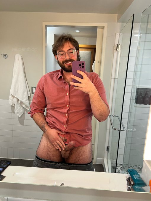 I should be packing but instead here&rsquo;s my package 🫡 https://t.co/Uqe81pmcYx