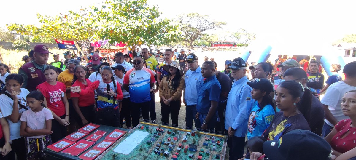 Plan "Amor en Acción" en atención social, integral en los "Los Olivos" Municipio Achaguas del Edo Apure. Se refleja el firme compromiso del Pdte. <a href="/NicolasMaduro/">Nicolás Maduro</a> cuyo obj principal es mejorar la calidad de vida de los ciudadanos y fortalecer la inclusión social
#JusticiaYVerdad