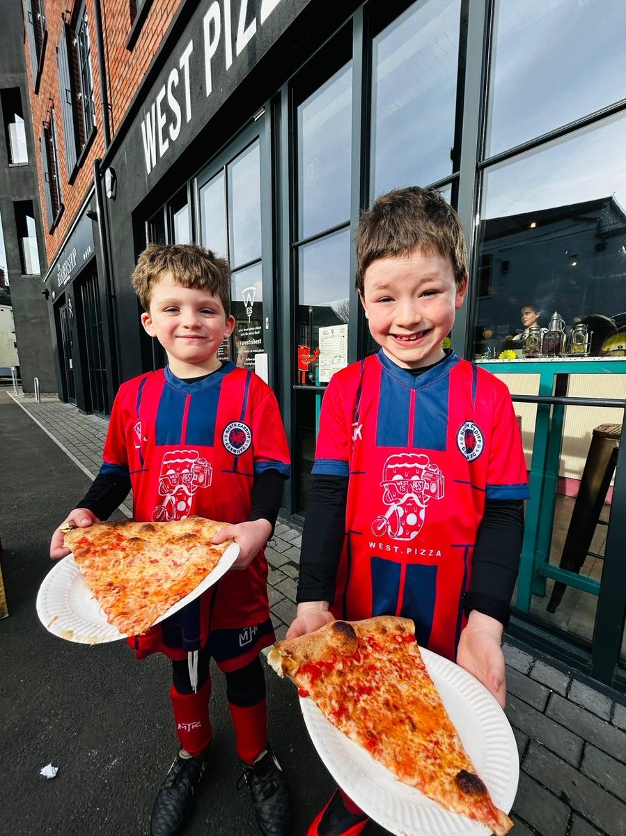 Today some of our u7s got to enjoy pizza with their team Sponsors <a href="/WestPizzaCF/">West Pizza</a> 

We are truly grateful for the support and can't wait for another pizza day out! 🍕 🍕 🍕 🍕 🍕 🍕 🍕