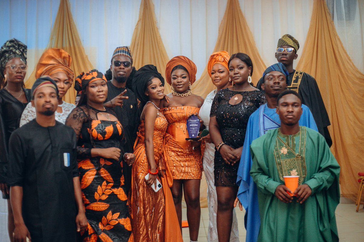 jamesphotogra__'s tweet photo. Congratulations 🎉🎊🎈🍾 

#owanbefete
#classquintessai
#redcamera
#classinvicta https://t.co/epX4VxHSnu