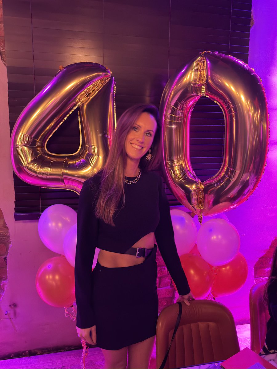 doolan_laurad's tweet photo. Thank you for such a wonderful birthday 🎁🥂🎉🍾👌🏻🥰😘 xxx https://t.co/t11Mcwz0gP