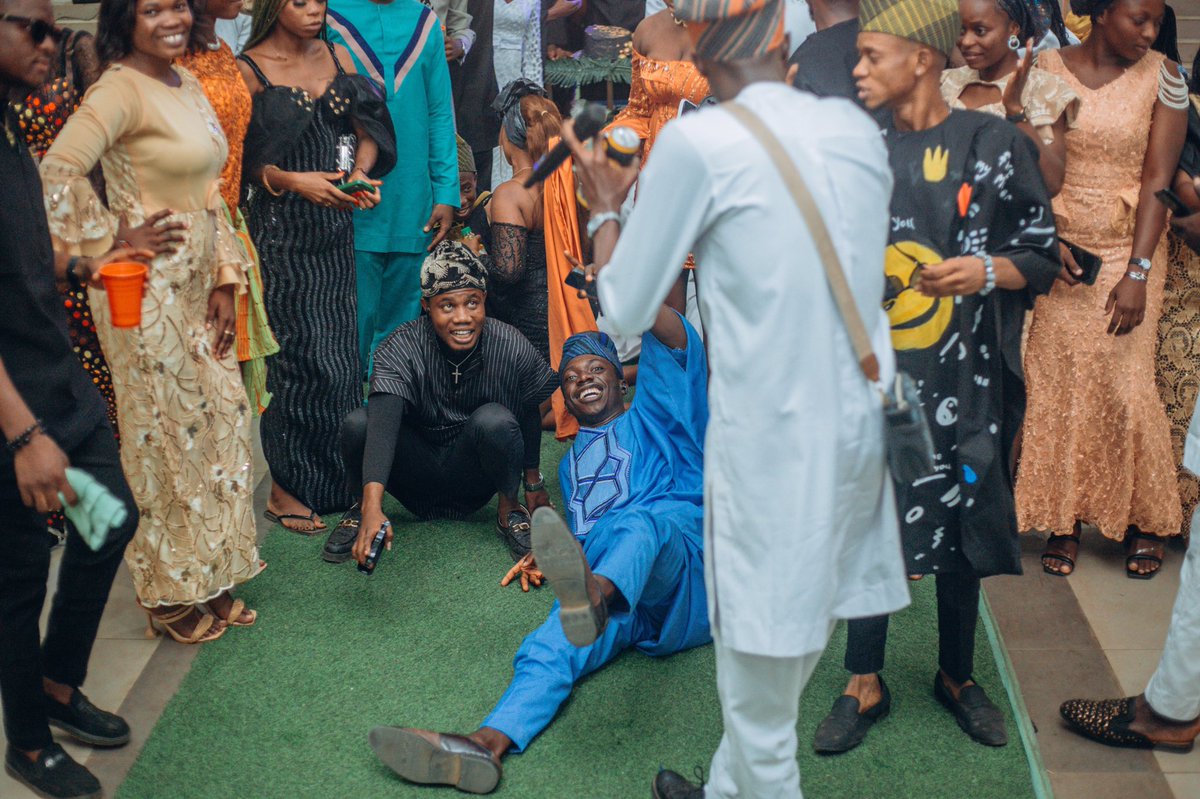 jamesphotogra__'s tweet photo. Congratulations 🎉🎊🎈🍾 

#owanbefete
#classquintessai
#redcamera
#classinvicta https://t.co/x4a40fchN9