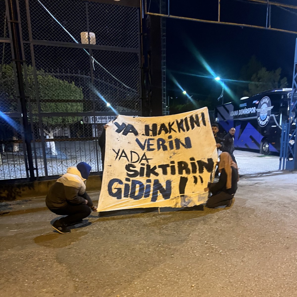 Aşkımız armaya.