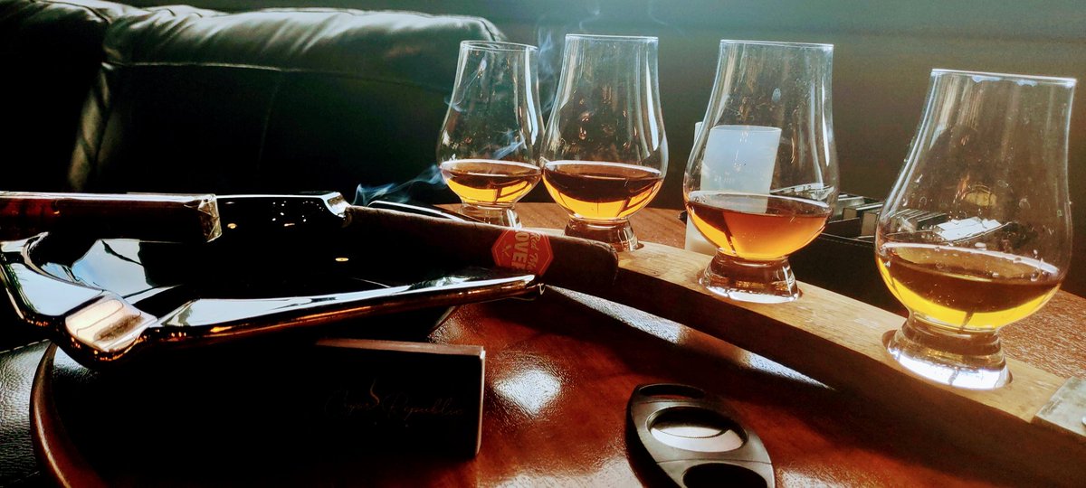 guidancekevin's tweet image. Gorgeous Cigar Bar to prep for The Genesis Show.  Some Red Meat Lovers, Macanudo Orange, and a great flight, predominantly small batch bourbon.  A must stop for my cigar loving friends.