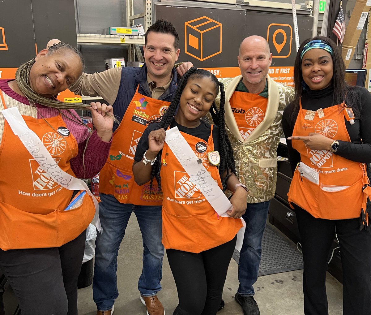 Rocio Gomez (@roroatthedepot) on Twitter photo In honor of Front End Recognition , we had front end superlatives … some of our winners … “Best Hair,” “Friendliest,“ “Biggest Snacker,” and “Biggest Texter” 🤣 Having some fun ! <a href="/philp_scott/">Scott Philp</a> @jason_a_brehm In honor of Front End Recognition , we had front end superlatives … some of our winners … “Best Hair,” “Friendliest,“ “Biggest Snacker,” and “Biggest Texter” 🤣 Having some fun ! <a href="/philp_scott/">Scott Philp</a> @jason_a_brehm