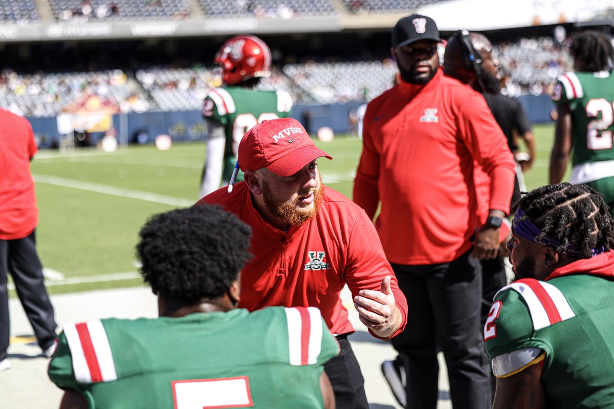 Coach Wyatt Anderson tweet media